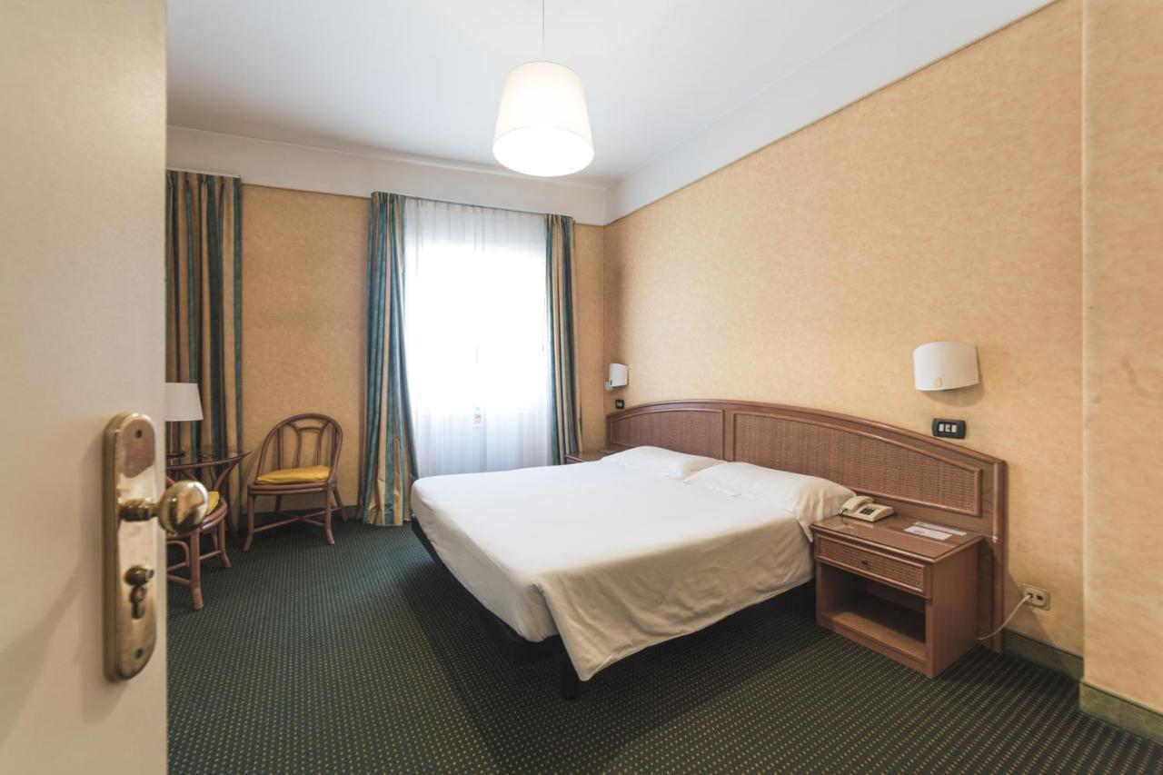 Hotel Santa Maria Chiavari Exteriör bild