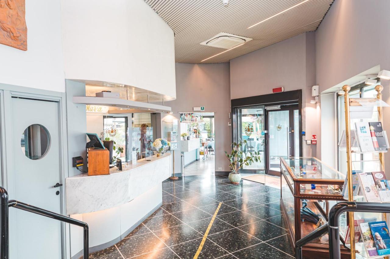 Hotel Santa Maria Chiavari Exteriör bild
